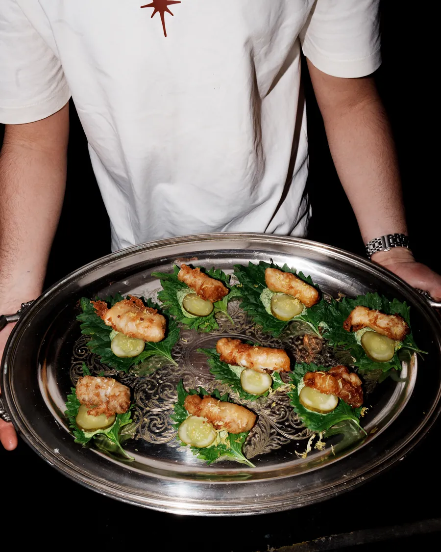 Walking dinner service in the room